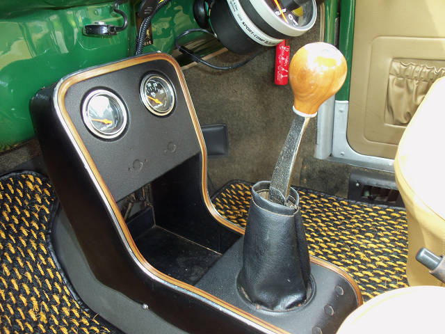 ��⃏�[�Q���r�[�g�� 1971�N�� �^�C�v1(TYPE1)1302S