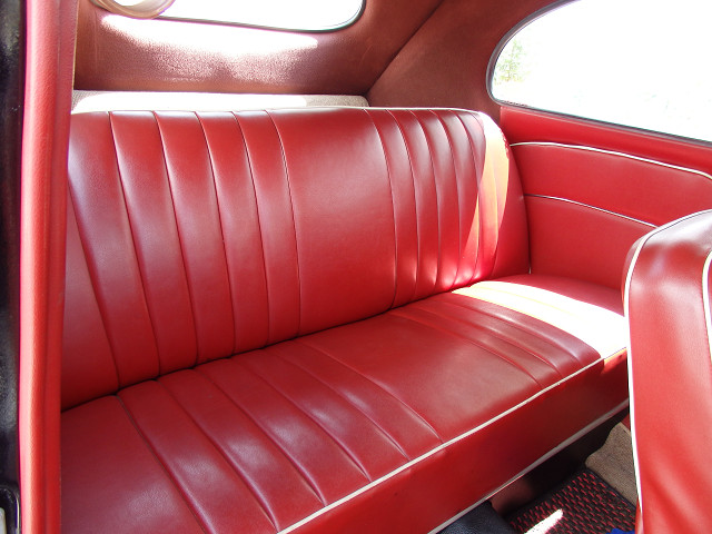 ��⃏�[�Q���r�[�g�� 1956�N�� TYPE-1 OVAL