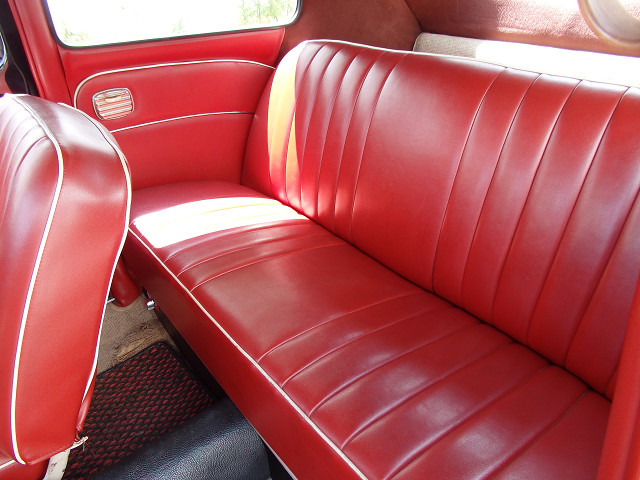 ��⃏�[�Q���r�[�g�� 1956�N�� TYPE-1 OVAL